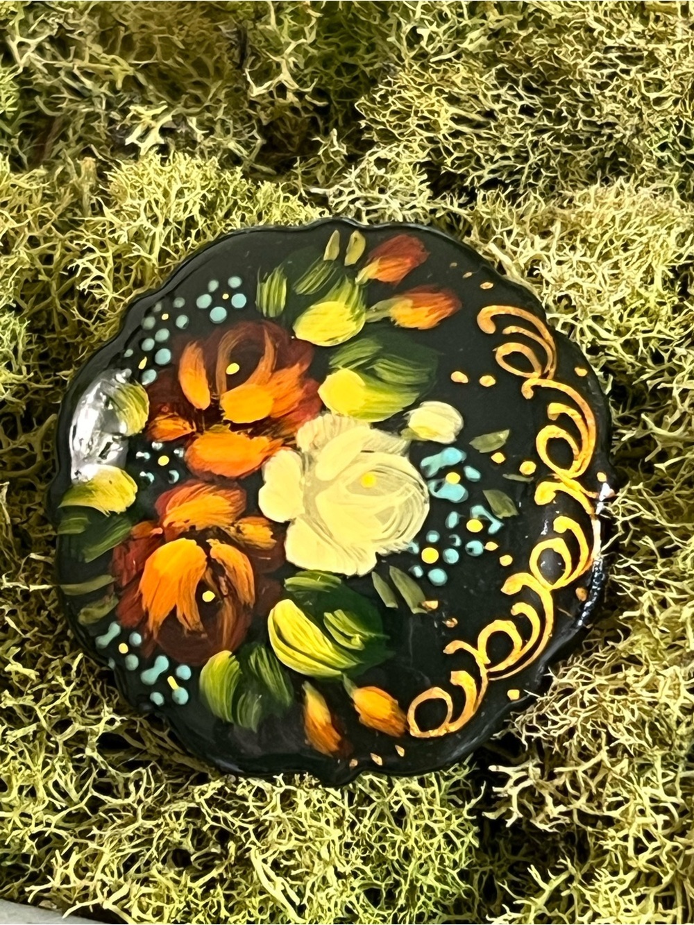 Vintage Hand Painted Floral Russian Black Lacquer Pin Brooch Signed
